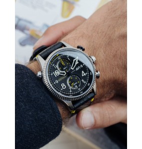 AVI-8 DUKE CHRONOGRAPH HALTON NOIR JAUNE CUIR AV-4080-01